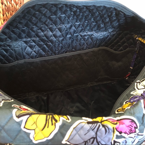 Vera Bradley large duffel Falling Flowers - Picture 7 of 7